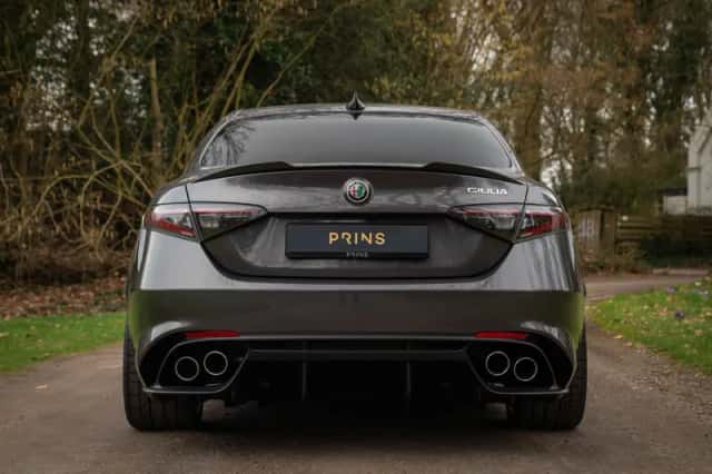Alfa Romeo Giulia (2024) thumbnail 5