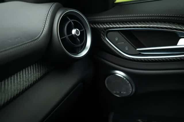 Alfa Romeo Giulia (2024) thumbnail 47