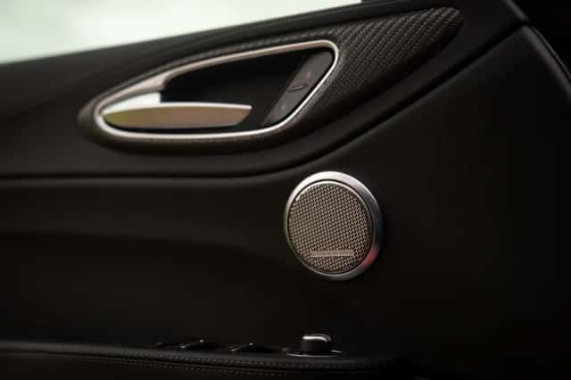 Alfa Romeo Giulia (2025) thumbnail 12