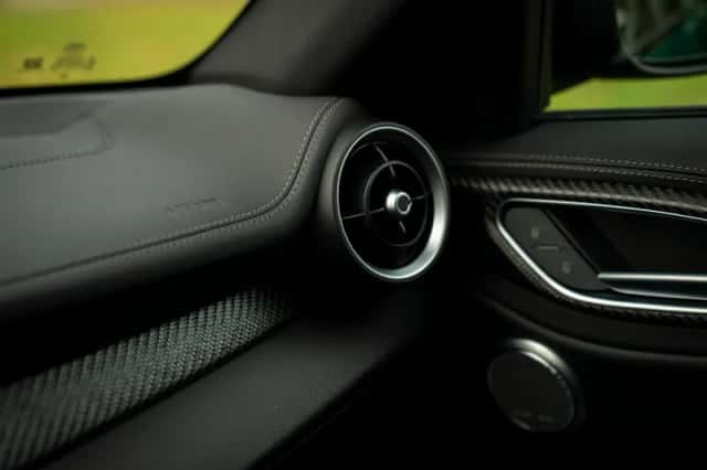 Alfa Romeo Giulia (2025) thumbnail 33