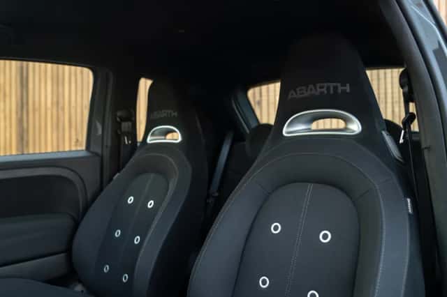 Abarth 595 (2019) thumbnail 8