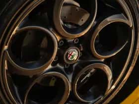 Alfa Romeo 4C (2017) thumbnail 30