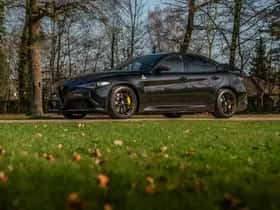 Alfa Romeo Giulia (2021) thumbnail 3
