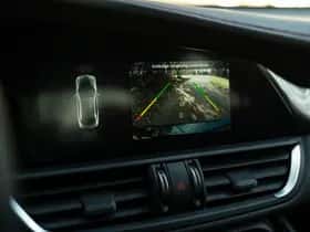 Alfa Romeo Giulia (2021) thumbnail 51