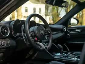 Alfa Romeo Giulia (2021) thumbnail 7