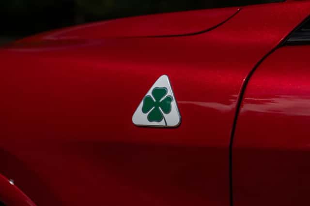 Alfa Romeo Stelvio (2021) thumbnail 14