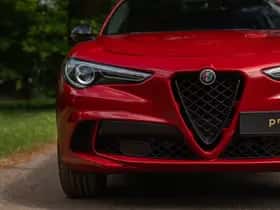 Alfa Romeo Stelvio (2021) thumbnail 17