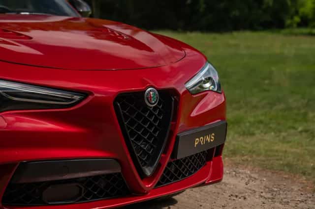 Alfa Romeo Stelvio (2021) thumbnail 18