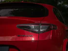Alfa Romeo Stelvio (2021) thumbnail 26