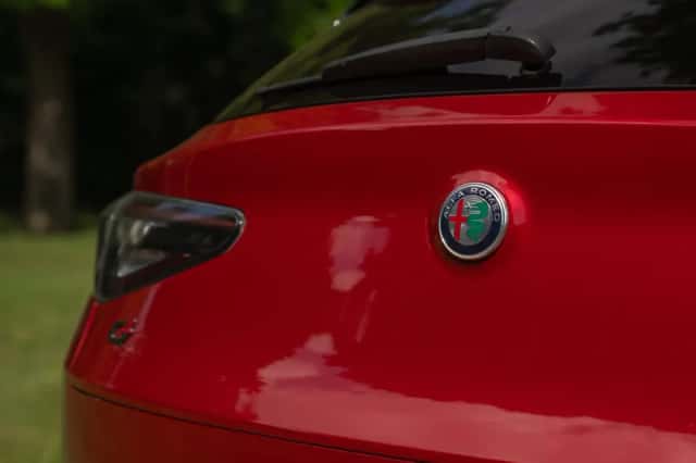 Alfa Romeo Stelvio (2021) thumbnail 29