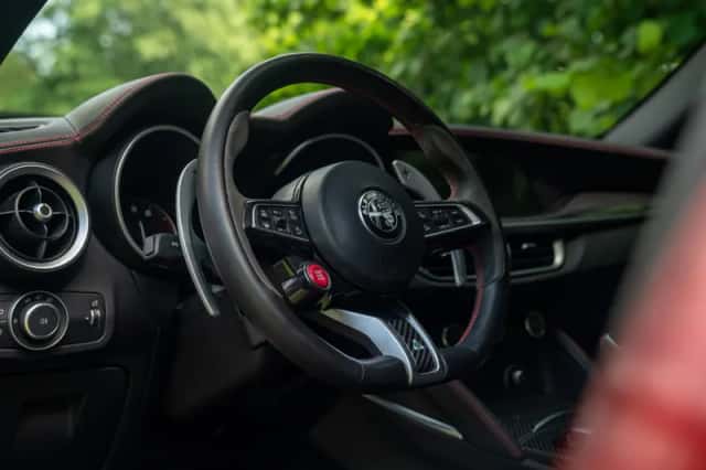 Alfa Romeo Stelvio (2021) thumbnail 34