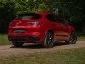 Alfa Romeo Stelvio (2021) thumbnail 6