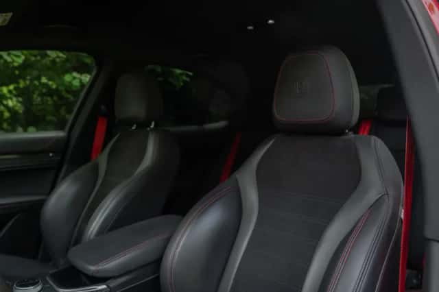 Alfa Romeo Stelvio (2021) thumbnail 8