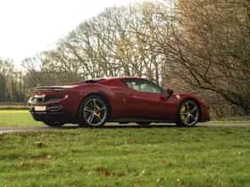 Ferrari 296 GTB (2024) thumbnail 4