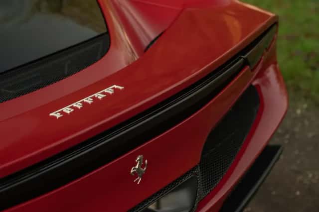 Ferrari 296 GTB (2024) thumbnail 58