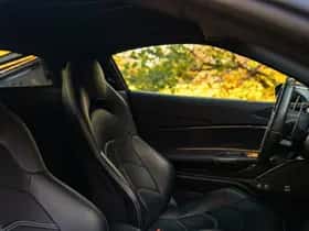 Ferrari 488 (2016) thumbnail 11
