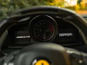 Ferrari 488 (2016) thumbnail 40