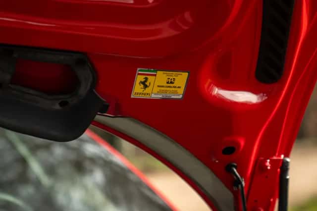 Ferrari 488 (2017) thumbnail 21