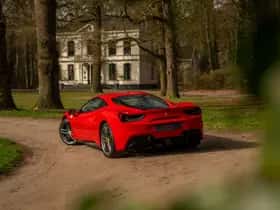 Ferrari 488 (2017) thumbnail 26
