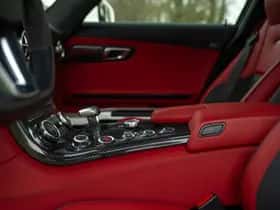 Mercedes-Benz SLS (2010) thumbnail 12