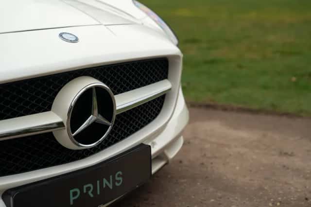 Mercedes-Benz SLS (2010) thumbnail 20