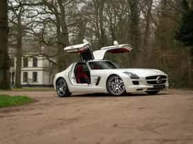 Mercedes-Benz SLS (2010) thumbnail 26