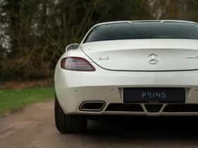 Mercedes-Benz SLS (2010) thumbnail 32