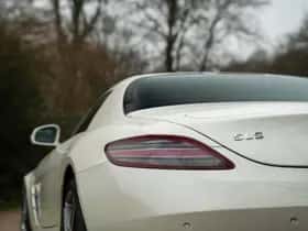 Mercedes-Benz SLS (2010) thumbnail 35