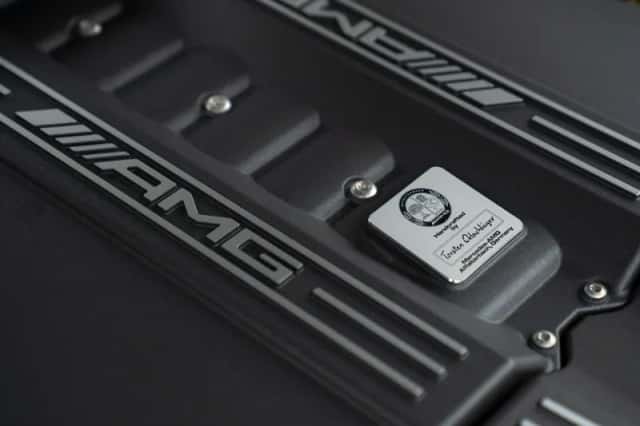 Mercedes-Benz SLS (2010) thumbnail 42