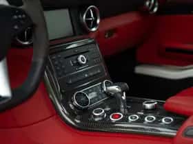 Mercedes-Benz SLS (2010) thumbnail 50