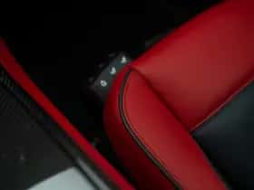 Mercedes-Benz SLS (2010) thumbnail 54