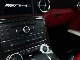 Mercedes-Benz SLS (2010) thumbnail 71