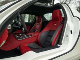 Mercedes-Benz SLS (2010) thumbnail 9