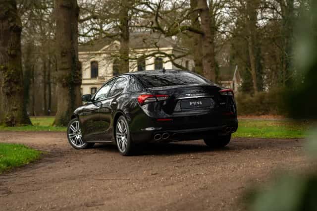 Maserati Ghibli (2022) thumbnail 19