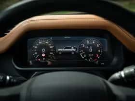 Land Rover Defender (2020) thumbnail 11