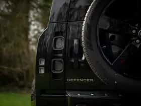 Land Rover Defender (2020) thumbnail 26