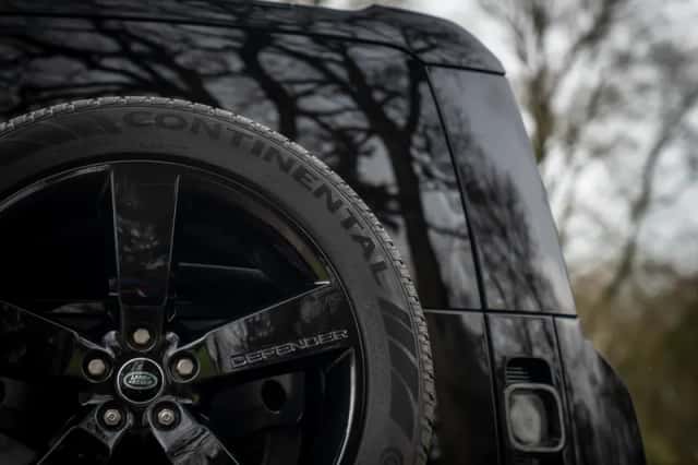 Land Rover Defender (2020) thumbnail 27