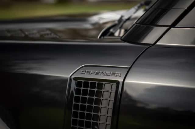 Land Rover Defender (2020) thumbnail 30