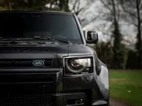 Land Rover Defender (2020) thumbnail 32