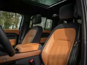 Land Rover Defender (2020) thumbnail 8