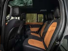 Land Rover Defender (2020) thumbnail 9