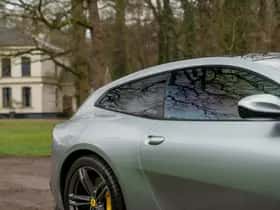 Ferrari GTC4Lusso (2018) thumbnail 14