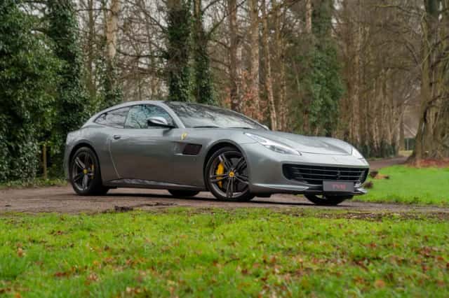 Ferrari GTC4Lusso (2018) thumbnail 17