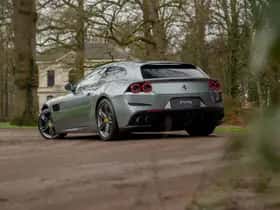 Ferrari GTC4Lusso (2018) thumbnail 25