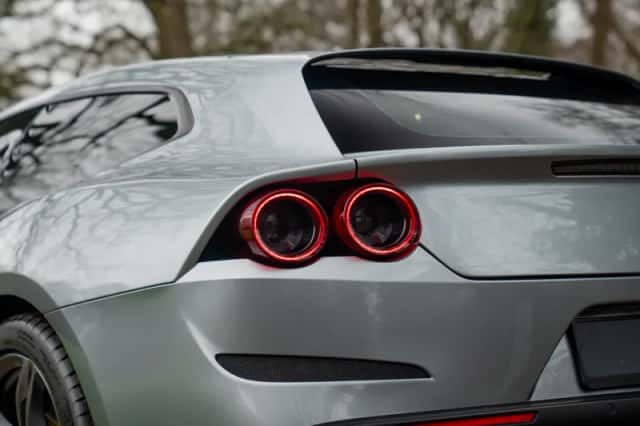 Ferrari GTC4Lusso (2018) thumbnail 26