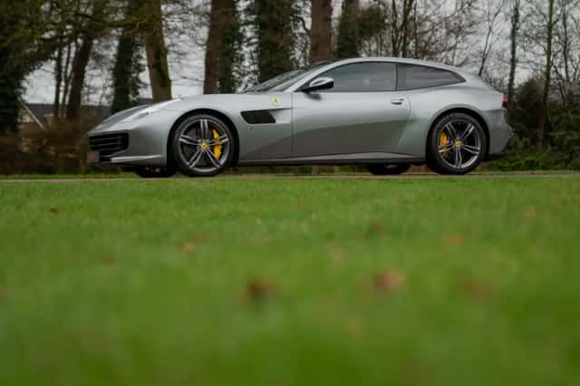 Ferrari GTC4Lusso (2018) thumbnail 34