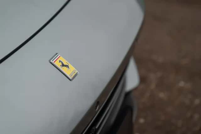 Ferrari GTC4Lusso (2018) thumbnail 38