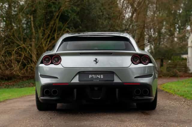 Ferrari GTC4Lusso (2018) thumbnail 5