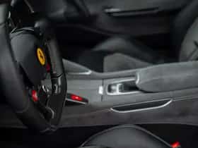 Ferrari GTC4Lusso (2018) thumbnail 42