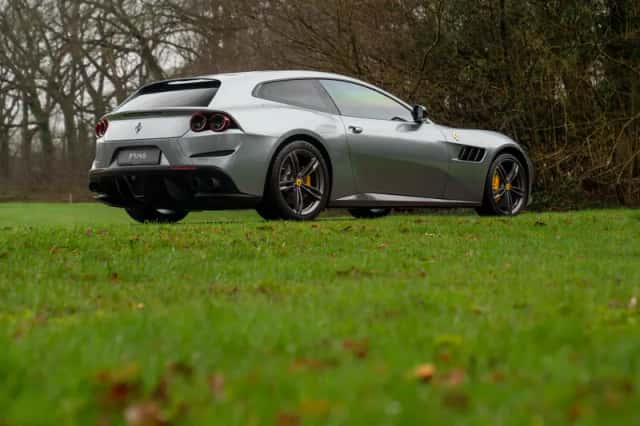 Ferrari GTC4Lusso (2018) thumbnail 6